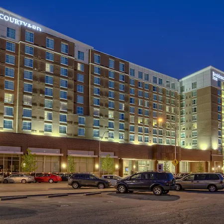 Courtyard By Marriott Kansas City Downtown/Convention Center-2