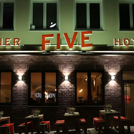 Hotel Five-2