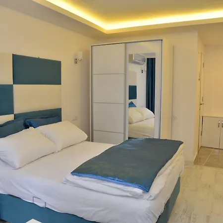 Deep Hotel-2