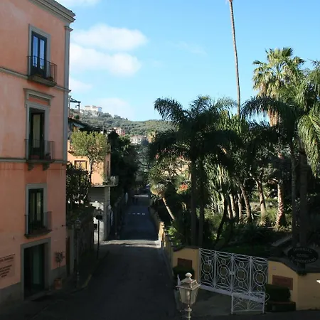 Divina House B&B-3