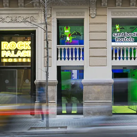 Sant Jordi Hostels Rock Palace-2
