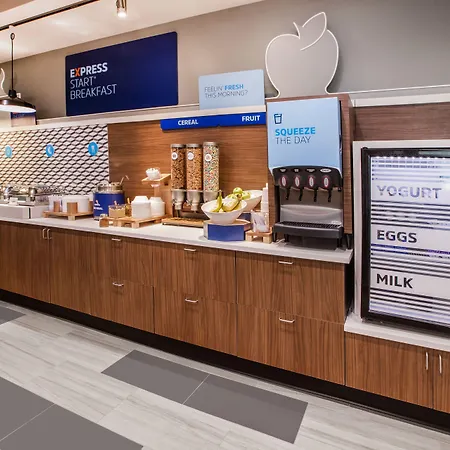 Holiday Inn Express Fullerton-Anaheim By Ihg-3