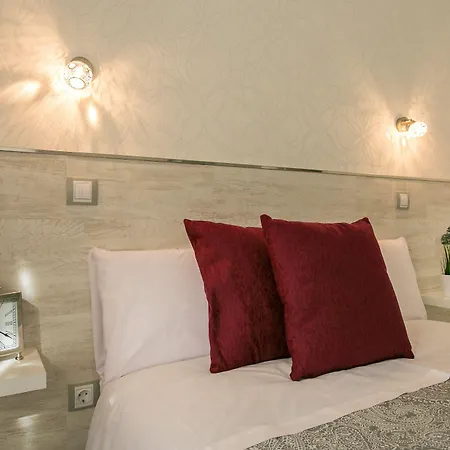 Hostal Met Madrid-2