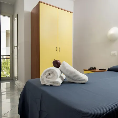 Hotel Scarlet-3