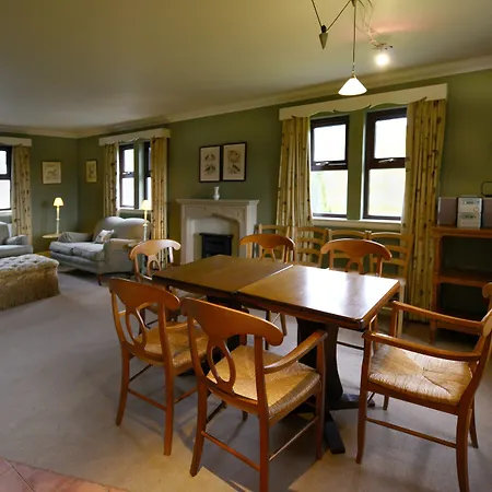 The Factor'S Inn & Factor'S Cottage-3
