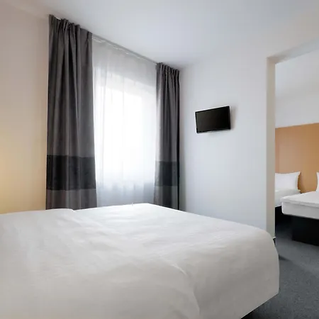 B&B Hotel Prague City-3