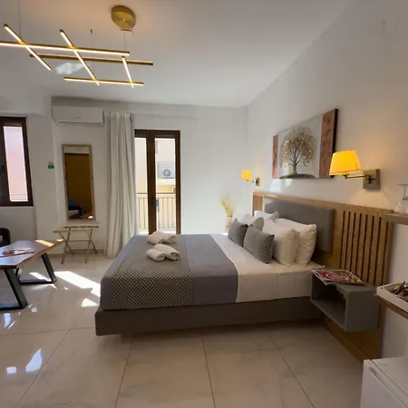 Deluxe Suites-2