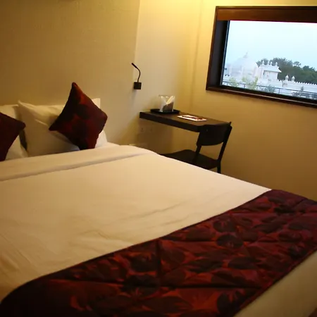7 Apple Hotel Aurangabad-2