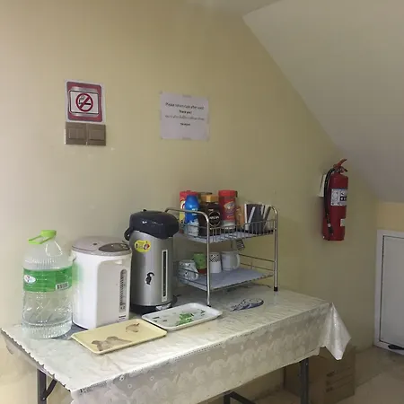 Sukhum Khaosan Au Bon Hostel-2