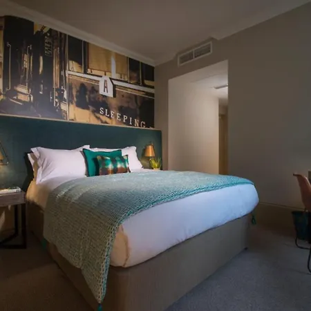 Harper'S Steakhouse With Rooms, Haslemere-3