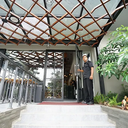 Cleo Hotel Jemursari Surabaya-3