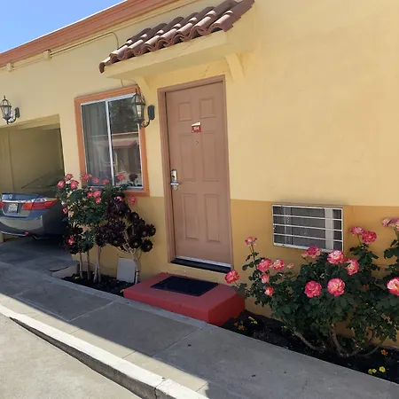Budget Motel-2