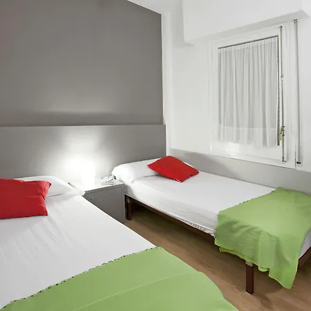 Sant Jordi Hostels Sagrada Familia-2