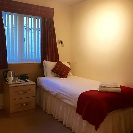 Glenlossie Guest House-3
