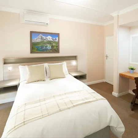 Outeniqua Inn-2