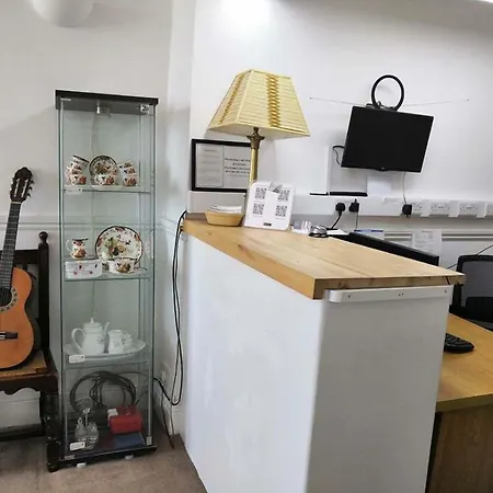Celtic Bay Guest House-2