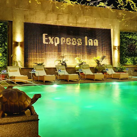 Express Inn The Business Luxury Hotel-3