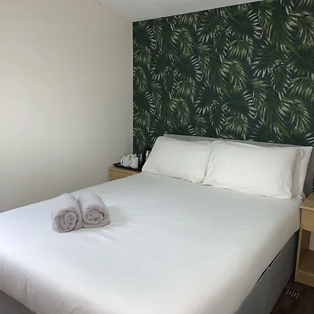 Malibu Hotel-2