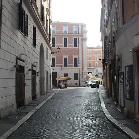 Town House Fontana Di Trevi-2