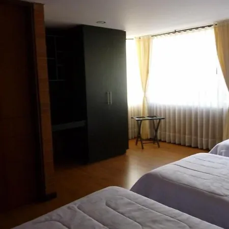 Hotel Hk Kozy Sas-3