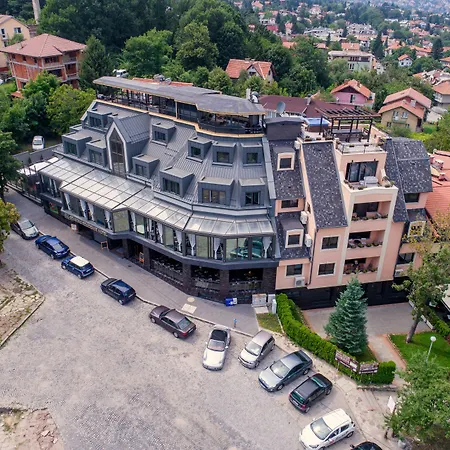 All Seasons Residence Design Hotel - Free Parking-2