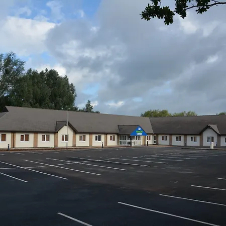 Raglan Lodge-2