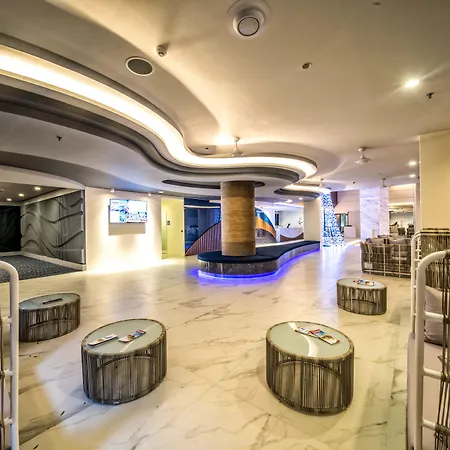 Hotel Clover Patong Phuket-3
