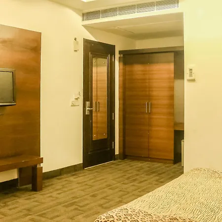 Hotel Haris Court Lajpat Nagar-3