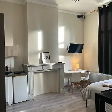 European District Hostel-3