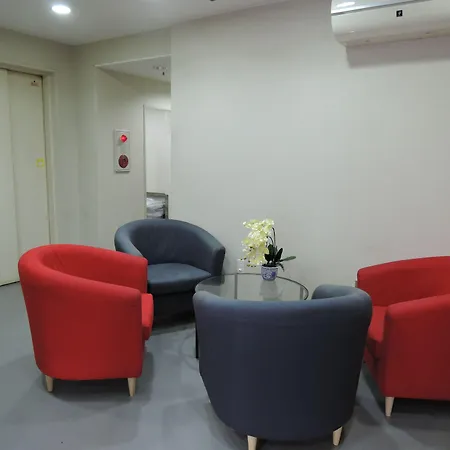 Hotel Lucky-2
