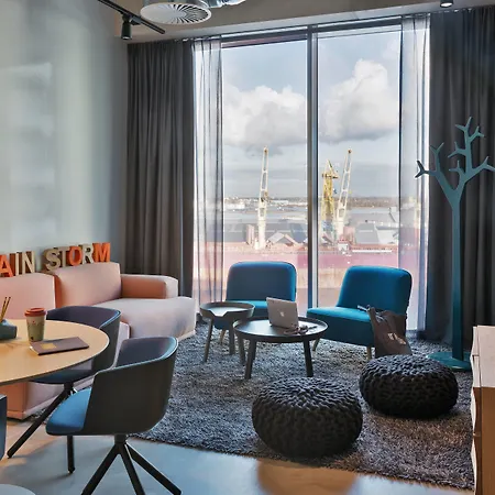 Moxy Amsterdam Houthavens-3