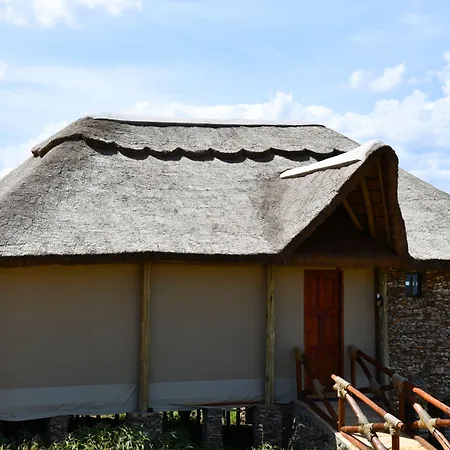 Serengeti Safari Lodge-2