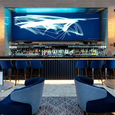 Holiday Inn Express - London Heathrow T4 By Ihg-3