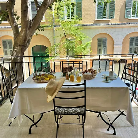 Hotel Bonaparte-3