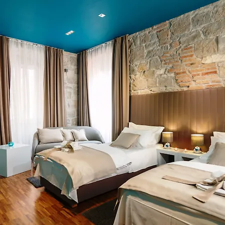 Riva Luxury Rooms-3