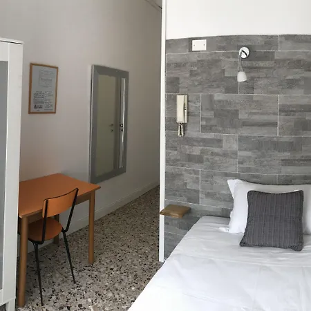 Albergo Moderno-2