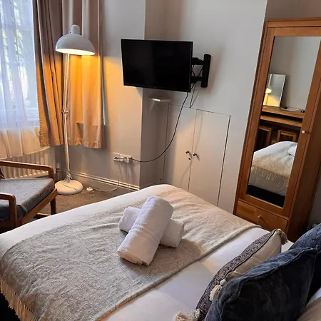 Regency Guest House-2
