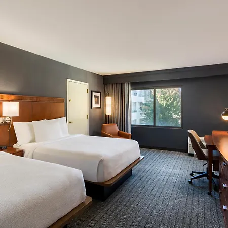 Courtyard Sacramento Airport Natomas-3