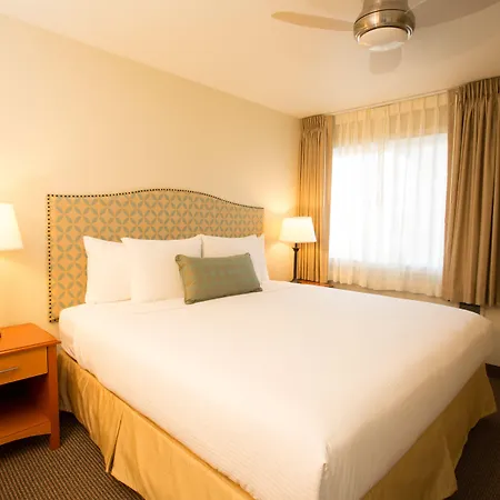 Pelican Shores Inn-2