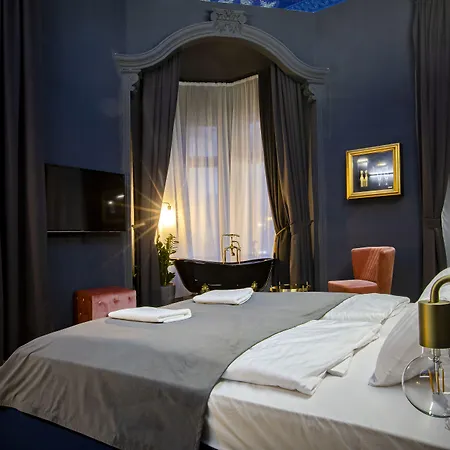 Noble Boutique Hotel - Adults Only-3