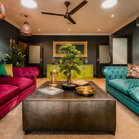 SW1 Lodge-3