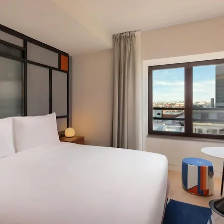 Aloft By Marriott Madrid Gran Via-2