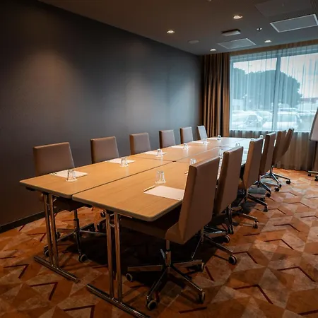 Holiday Inn - Eindhoven Airport By Ihg-2