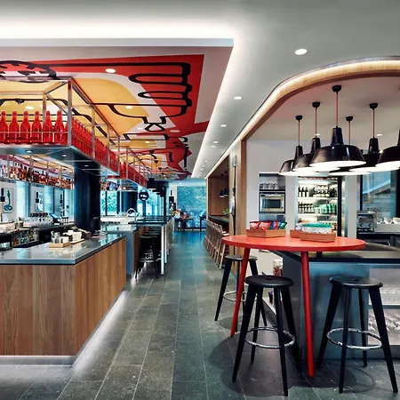 citizenM Geneva-3