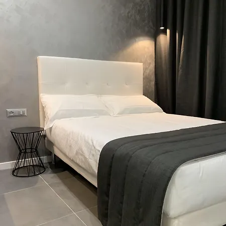 ApartHotel Bossi-3