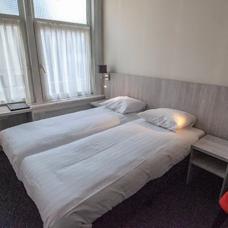 Hotel Crown-3