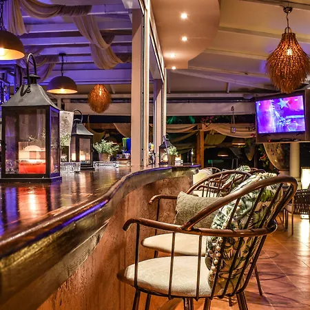 Aeolos Boutique Hotel & Suites-3