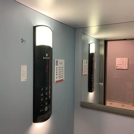 Hotel B54 Heidelberg City-3