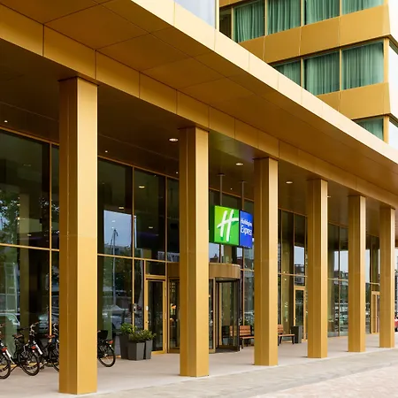 Holiday Inn Express Amsterdam - North Riverside By Ihg-3