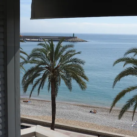 The Beach House Studios & Suites-3